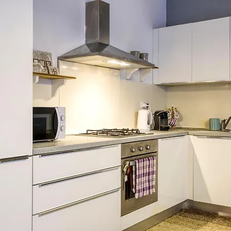 Cosy, Fully Equipped 1br With Private Balcony By 360 Estates 펜션 *
