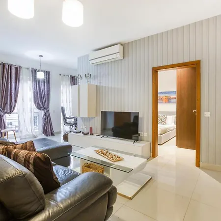 Cosy, Fully Equipped 1br With Private Balcony By 360 Estates 펜션 *