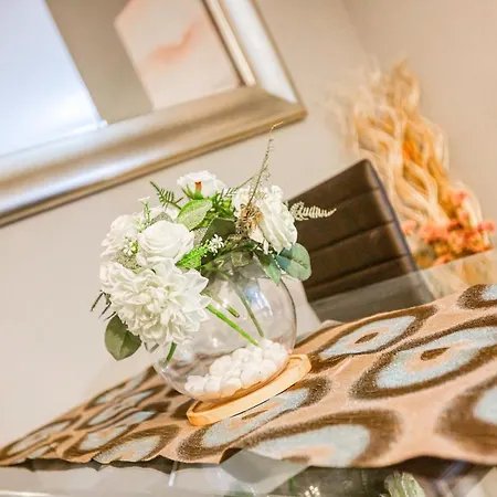 Holiday home Cosy, Fully Equipped 1br With Private Balcony By 360 Estates *