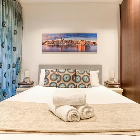 Holiday home Cosy, Fully Equipped 1br With Private Balcony By 360 Estates *
