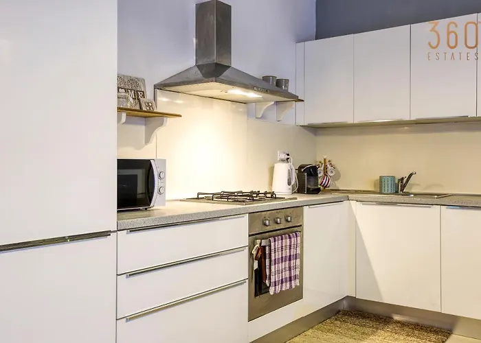 Cosy, Fully Equipped 1br With Private Balcony By 360 Estates Case de vacanță *