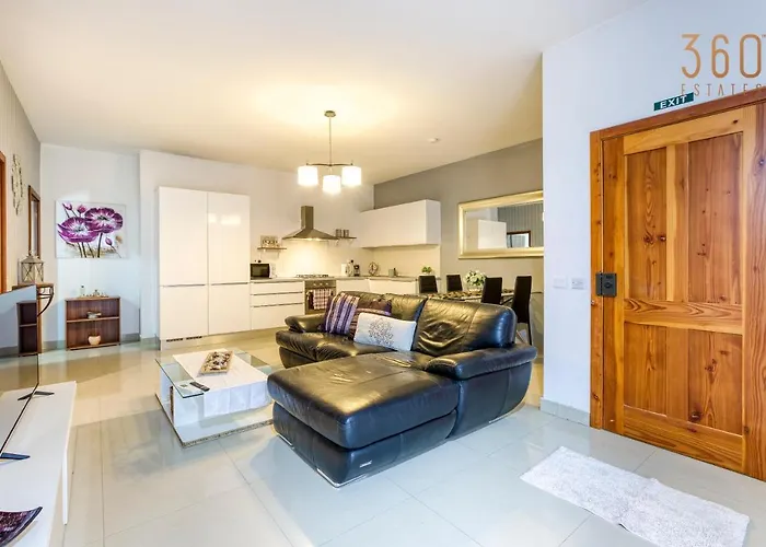 Cosy, Fully Equipped 1br With Private Balcony By 360 Estates Naxxar